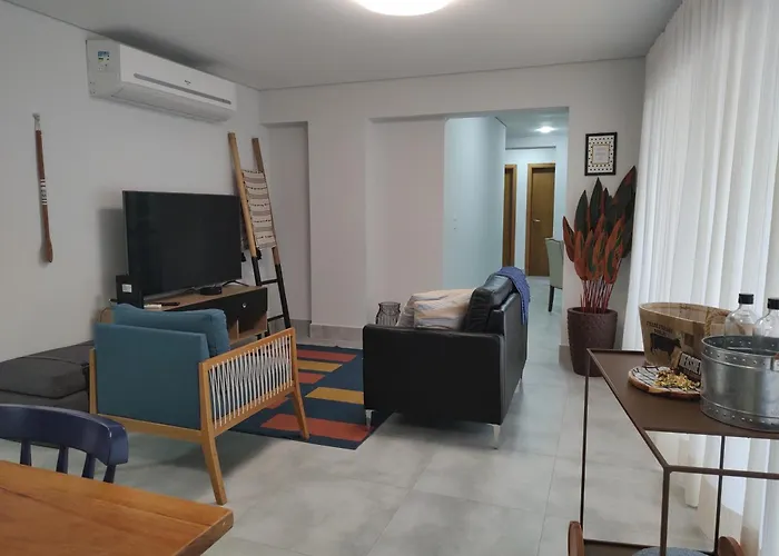 Apto Novo, Sofisticado e Aconchegante em Astúrias Guarujá